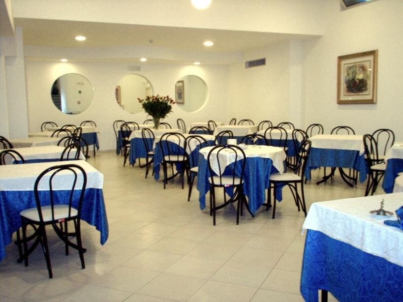 Hotel Mayor Sperlonga Bagian luar foto